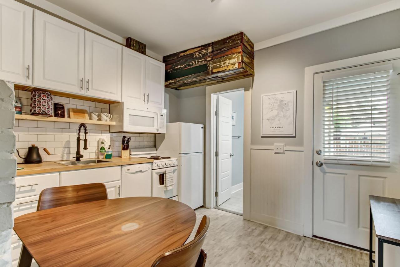 130 Y O Historic Savannah Cottage Off Forsyth Park ภายนอก รูปภาพ